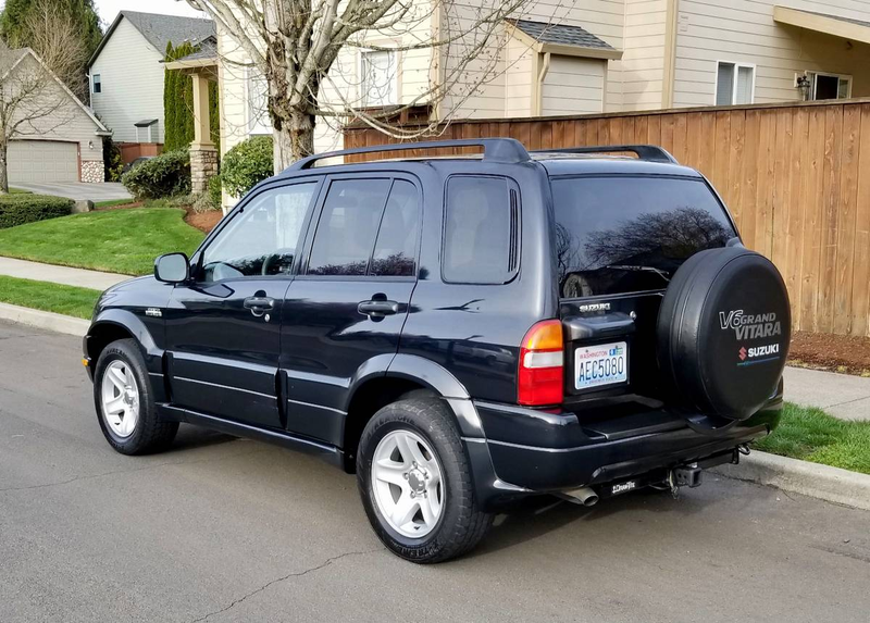 Illustration for article titled At $1,950, Could This 2002 Suzuki Grand Vitara V6 Be a Grand Bargain?
